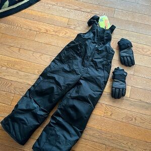 NEW Champion snow bibs Youth 7 with champion waterproof snow gloves